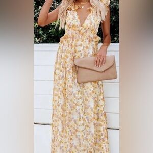 Floral yellow Maxi Dress size M nwot roomy fit